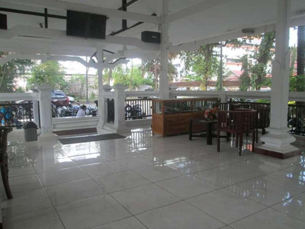 Tambora Hotel Sumbawa Bagian luar foto
