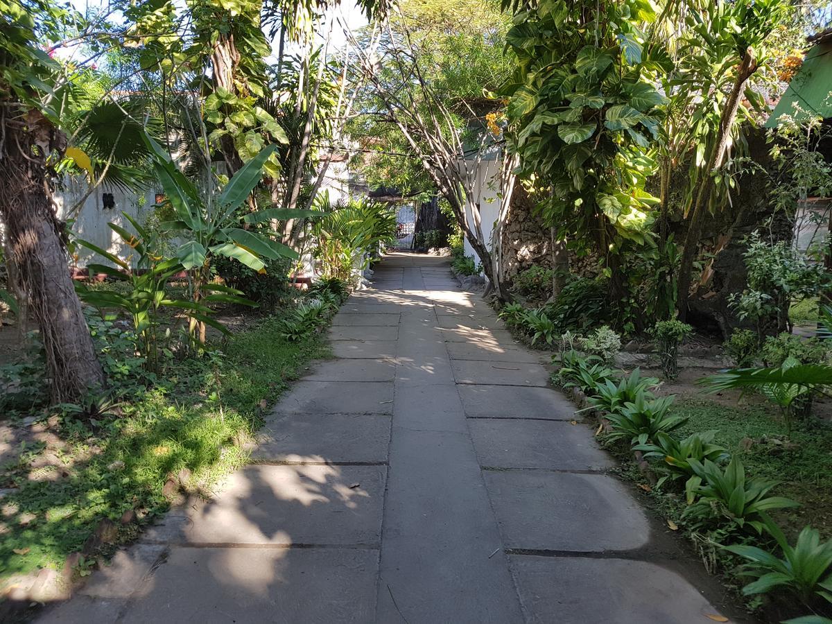 Tambora Hotel Sumbawa Bagian luar foto