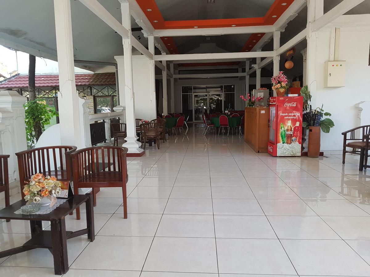 Tambora Hotel Sumbawa Bagian luar foto